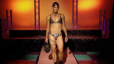 - Getting to pump
down the runway, cunt - GoGo for the Gold