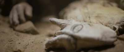 -[Ghareeb] I'd scare the kids with it!
-[Hamada laughs] - Secrets of the Saqqara Tomb