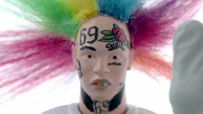 [Giancarlo]  Okay.
So you got your look. - Supervillain: The Making of Tekashi 6ix9ine