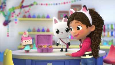 [giggles] I think he likes you, Baby Box. - Gabby's Dollhouse