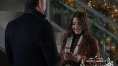 [giggles] - A Joyous Christmas