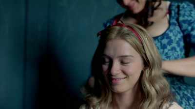 (GIGGLES) - Harlots
