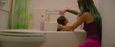 [giggling scream] - The Florida Project