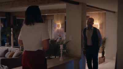 -[Gigi] Jesus! -[Henry chuckles] - Sinister Assistant