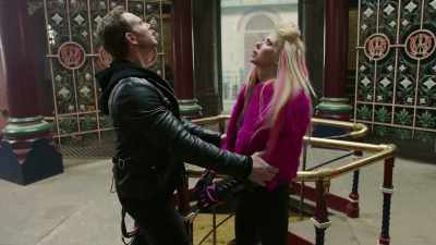 Gil? It was Gil. See. - Sharknado 5: Global Swarming