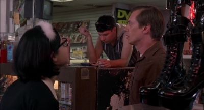 Gimme all your money bitch - Ghost World