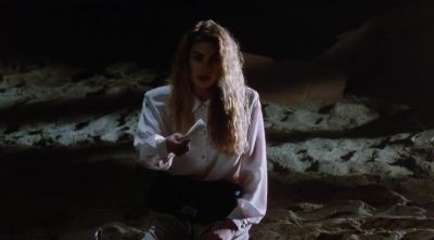 GINA, WILL YOU BURY THIS FOR ME? - Baywatch
