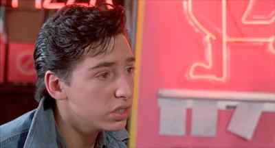 Gino, please.
It's an emergency. - The Last American Virgin