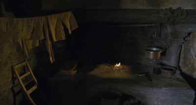 Girl Mama it's so cold - The Brothers Grimm