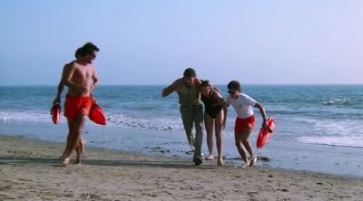 [GIRL] MY LEG! - Baywatch
