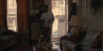 [girl on TV]
What she look like? - Charm City Kings