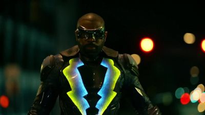         [girl screaming] - Black Lightning