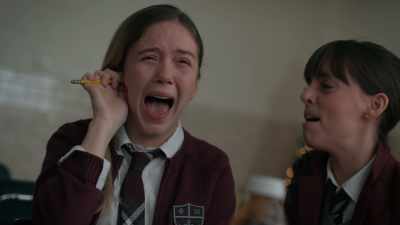 (GIRL SCREAMING) - Evil