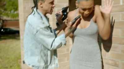 (girl screaming) - Ebony Hustle