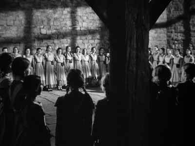 [GIRLS CHUCKLE] - Jane Eyre