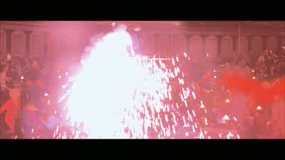 Girls, get out! - Mars Attacks!