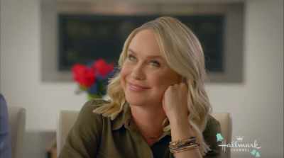 Girls, you have to admit
mine's way better. - Sister of the Bride