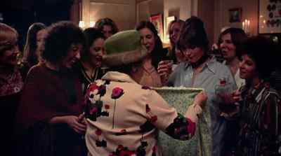 Girls ...This is really beautiful. - Black Christmas