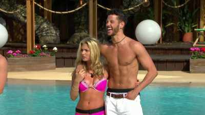 Girls, if you fancy Daniel,
please step forward. - Love Island