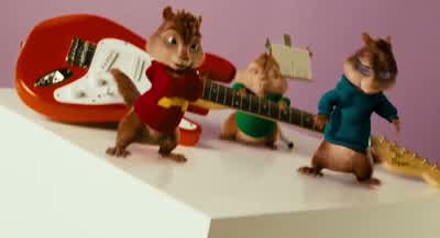 Give me a big feIIa. - Alvin and the Chipmunks