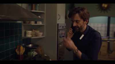 Give me a call soon as you can.
Just working some stuff out, cheers. - Inside Man