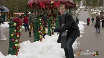 Give it a couple of minutes - Marry Me at Christmas