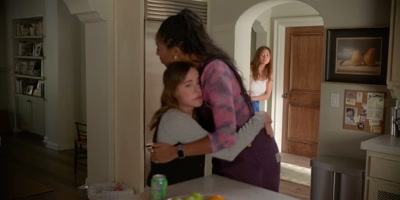 Give me a hug. I'm sorry, I'm sorry.
Come here, come here, - Shrinking