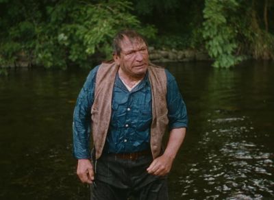 Give a man a hand - The Quiet Man