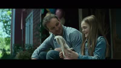 Give him a squeeze. - Pet Sematary