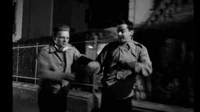 - Give me it!
- What? - Le Doulos