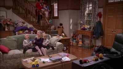 -Give itto me!
- Stop it, it's mine! - Everybody Loves Raymond