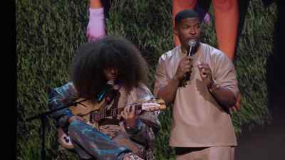 ♪ Give me just a few more minutes ♪ - Jamie Foxx: What Had Happened Was...