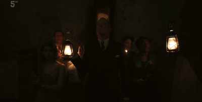Give me your gun. - Agatha and the Midnight Murders