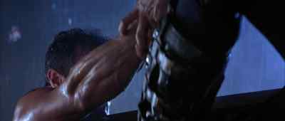 Give me your hand. - Judge Dredd