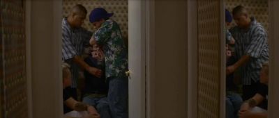 Give me your hands Give me the tape - Alpha Dog