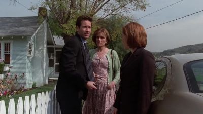 Give me your keys. - The X-Files