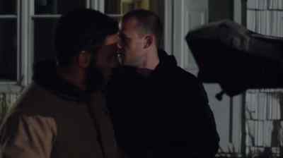 Give me your mask. - The Following