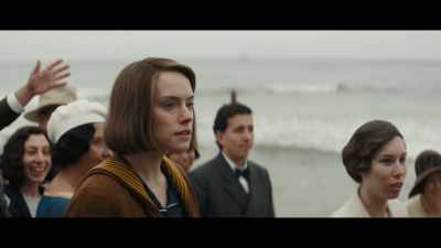 Give me me money!
I've... I've signed a contract! - Young Woman and the Sea