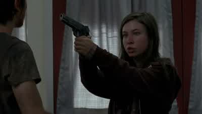 Give me the gun, Enid. - The Walking Dead