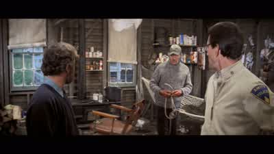 Give me your hands. - Jaws