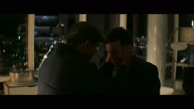 Give me your left hand. - The Equalizer 2