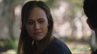 Give Sophia a little
more time with Bruce. - Love to the Rescue
