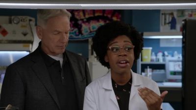 Give that
to your friends - NCIS