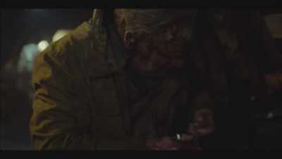 Give me the gun. - Gangs of London