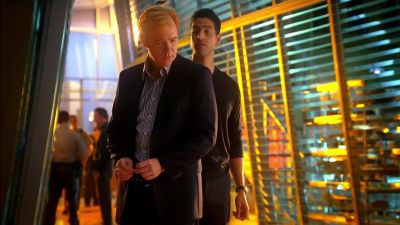 Give me the mask ! - CSI: Miami