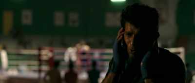 Give the phone to Sunaina! - Mukkabaaz