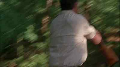- Give me the SAT phone.
- We have to help them. - Anaconda 3: Offspring