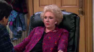 - Give me the tape. - Everybody Loves Raymond