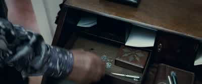 - Give this to your mother for me, please. - Invictus