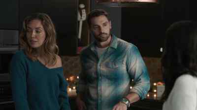 Given Jules and Russell's
strong connection, - Happy Howlidays